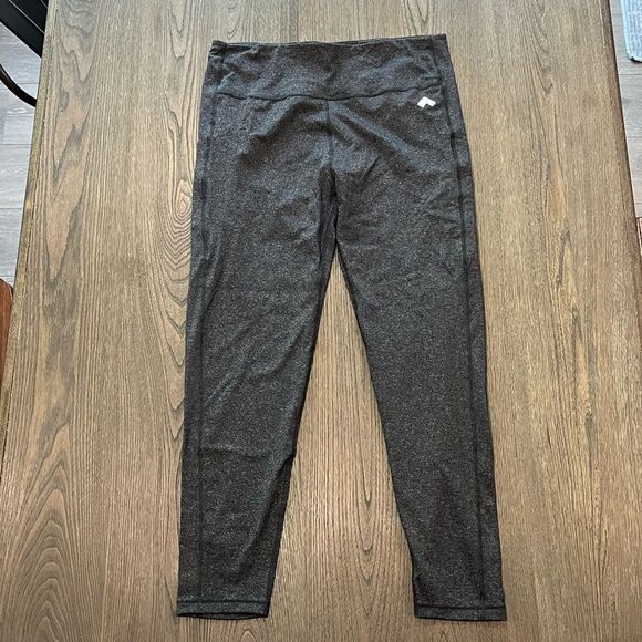 NWOT Tonal Womens Gray Athletic Leggings Size 3X - Picture 1 of 10
